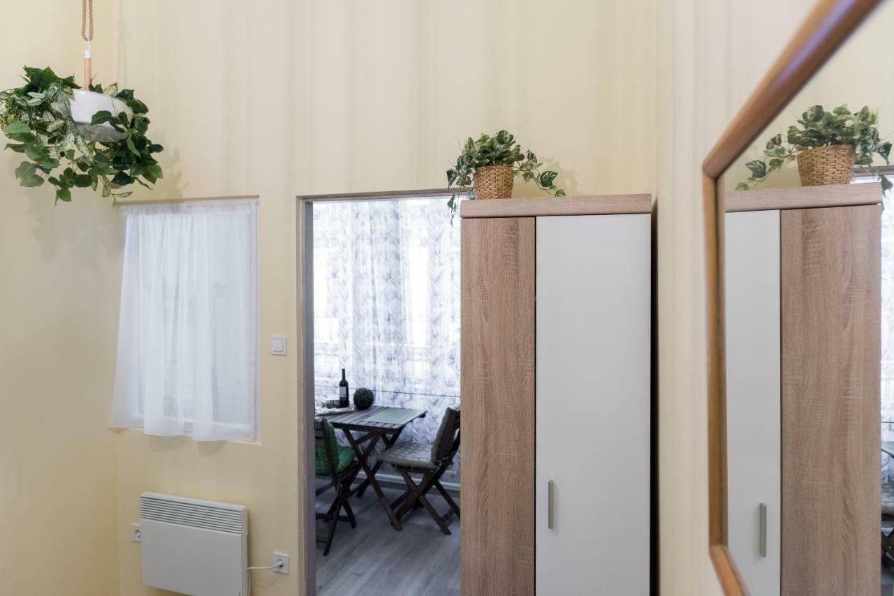 Jungle Design Apartment Budapest Luaran gambar