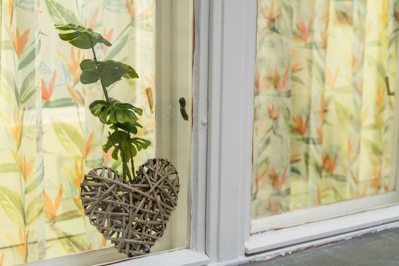 Jungle Design Apartment Budapest Luaran gambar